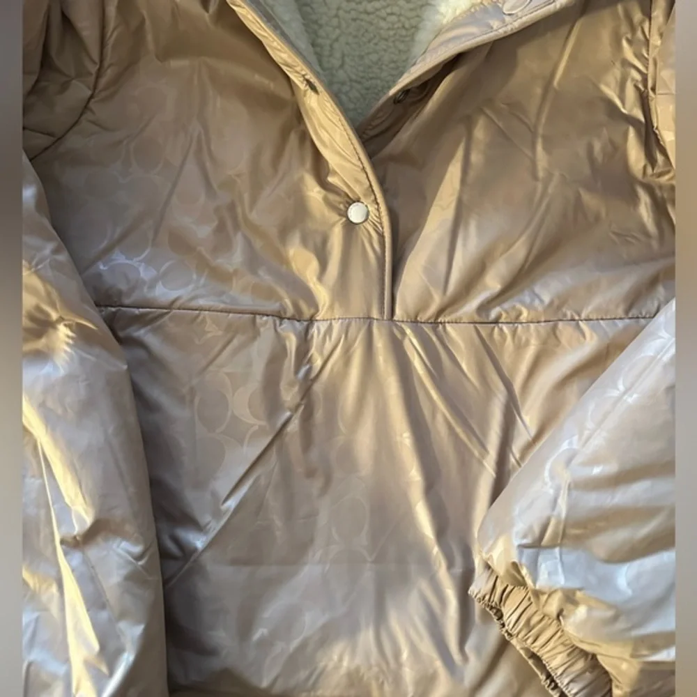 NWT COACH Sherpa Jacket Stand-Up Collar‎ Pull Over In Recycled Polyester Cream
